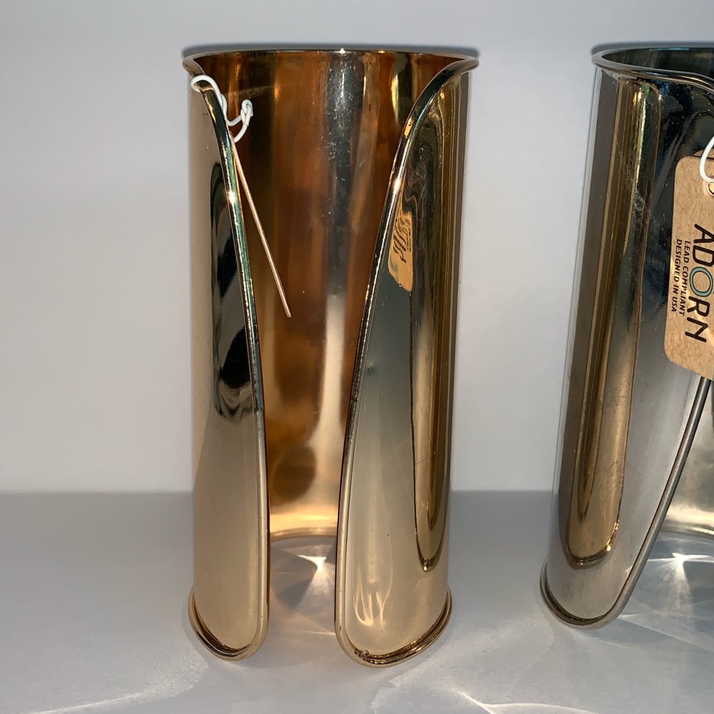 Long cuff bracelets - Picture 4 of 8